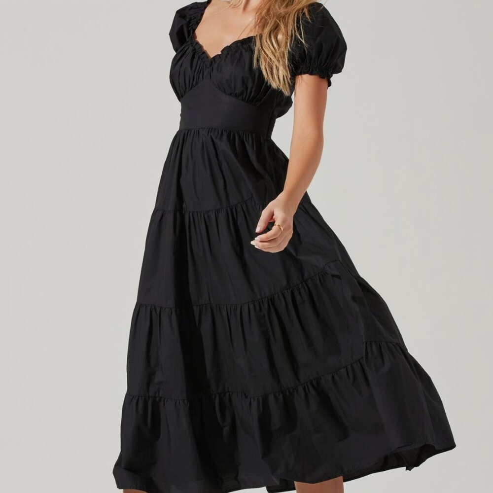 ASTR the Label Sweetheart Neck Tiered Ruffle Cotton Dress
